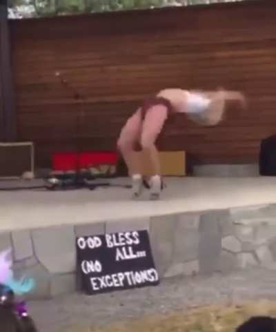 Drag queen wearing a thong, twerks and flips for children at a “family-friendly” pride event in Alaska