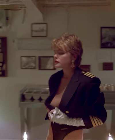 Erika Eleniak, looked so big when i was a kid,