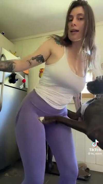 Yoga Pant Slut