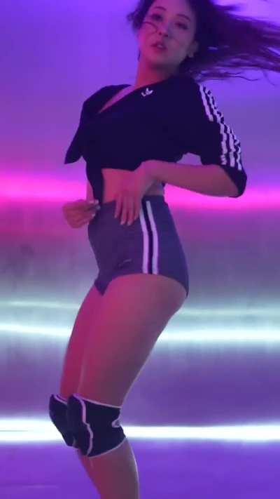 Seungyeon (🍑Jiggle)