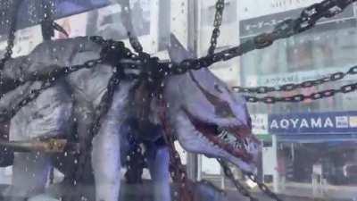 On the streets of Tokyo, they noticed a transport with a monster in a transparent cage. As it turned out, this is an advertisement for the film &quot;The Tomorrow War&quot;