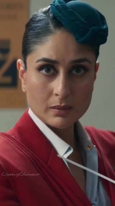 Kareena Kapoor's mature milfy face is just too hot to handle