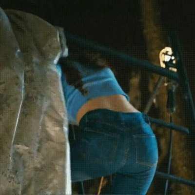 Words can't describe how much I lust for Jenna Ortega's ass