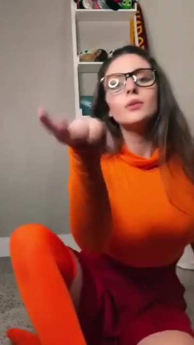 Old Velma Cosplay 