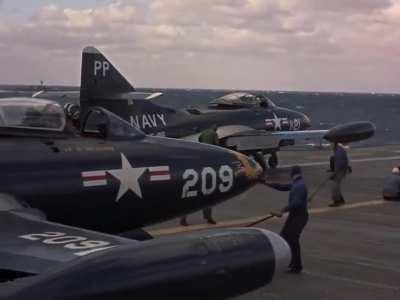 Grumman F9F-2 Panthers taking off from an Essex-class carrier in 1954 [video]