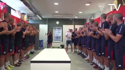 That time the Athletic Club squad shaved their heads in solidarity with Yeray's cancer treatment.