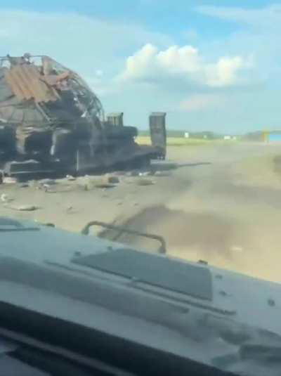 Russian reinforcements of T-80 tanks somewhere between Belgorod and Kursk oblast