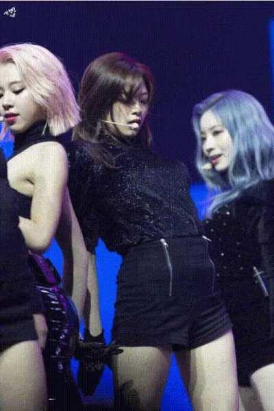 Jeongyeon-tease