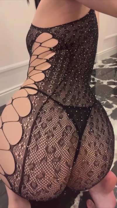 Fuck my body, it's all in fishnets