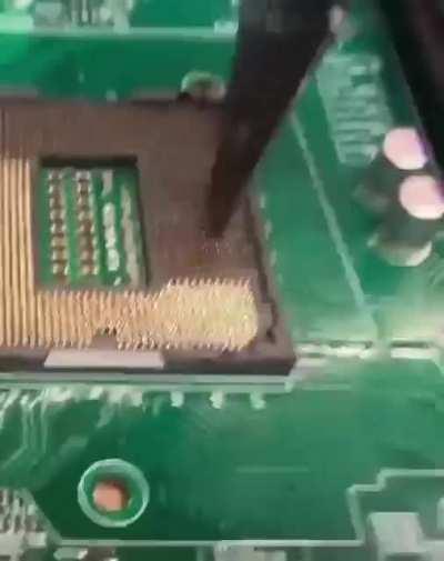 Proper way to install a CPU