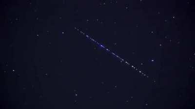 That's how Starlink satellites looks in the night sky