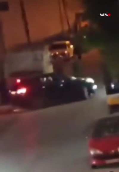 Israeli soldier throws stun grenade in Palestinian car with children inside 