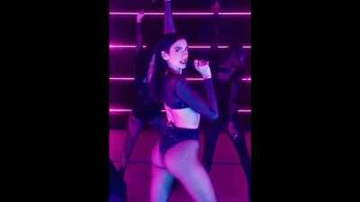 i am a simple man i see dua's ass i fap