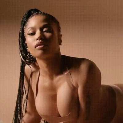 Nicki Minaj’s tits are incredible