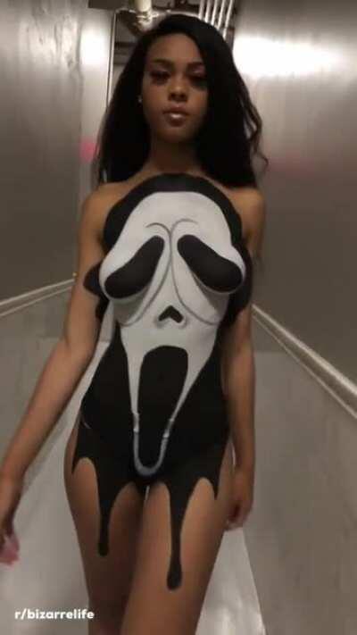 “Scream” body Art