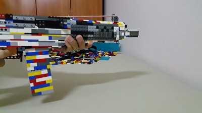 LEGO Sig SG553. (New mech with adjustable recoil)