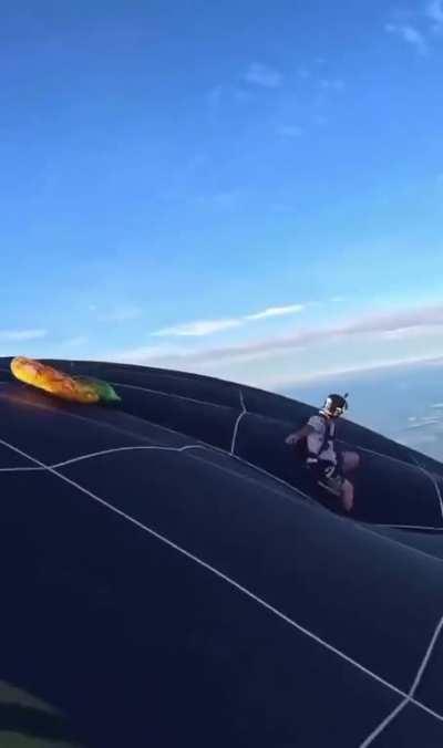 Jumping from the top of hot air balloon