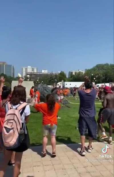 Queen Victoria statue toppled in Winnipeg