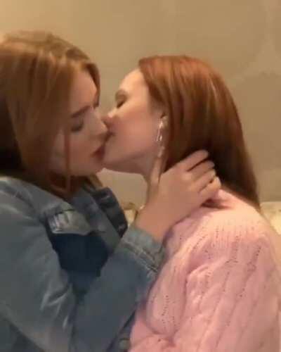 Jia Lissa & Ella Hughes...wow