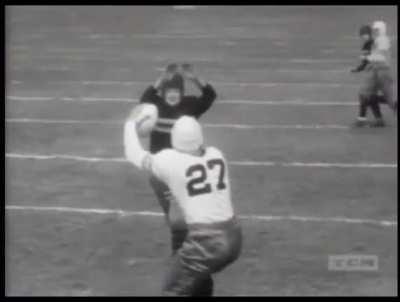 Trick football play from a game in 1932