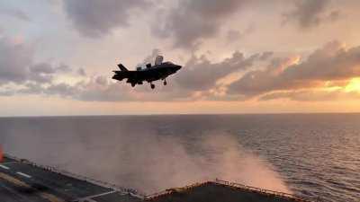 F-35 landing on the deck of the USS Wasp, April 2019