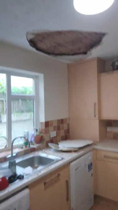 Make sure you install an extractor fan in your house guys