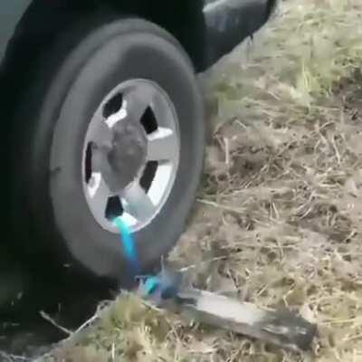 [howto] How to get your car out of the mud
