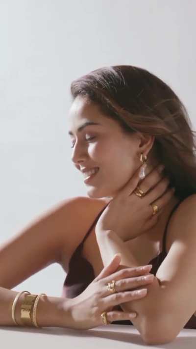 Mira Kapoor 🤎