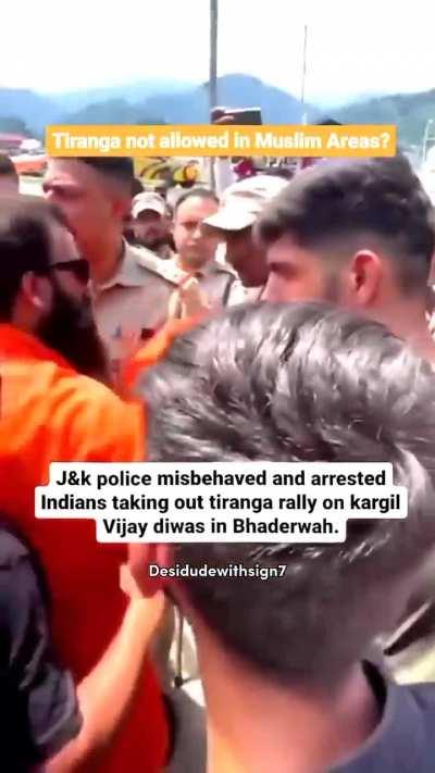 Local police in J&k not allowing Tiranga🇮🇳 in 🅱️uslim area 