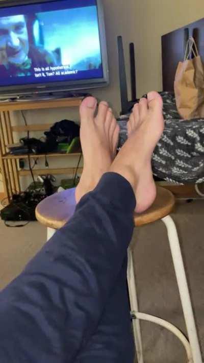 Str8crushfeet - Prison Joeng Turns his cellmate into his feet, dick and ass bitch and completly dominate him