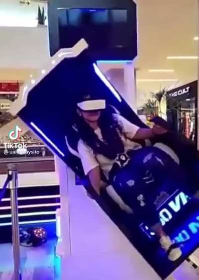 trying VR in a mall