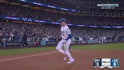 Freddie Freeman walk off GRAND SLAM in bottom of the 10th gives dodgers game 1 of World Series vs Yankees