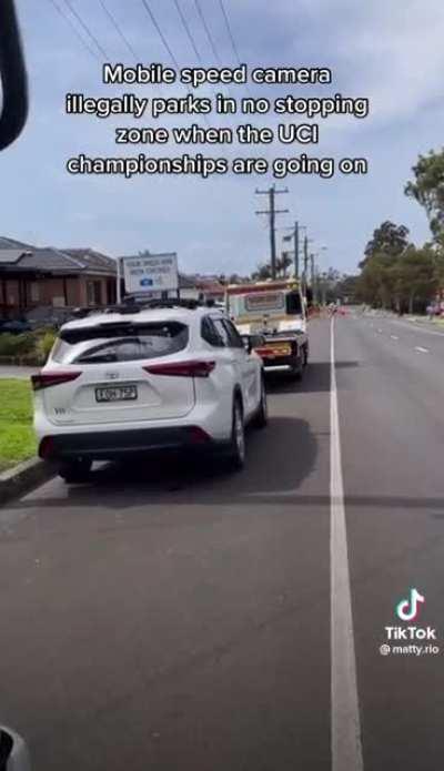 mobile speed camera vs UCI clear ways 🤣