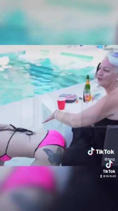 Bhad Bhabie tweaking in her sexy bikini 👙