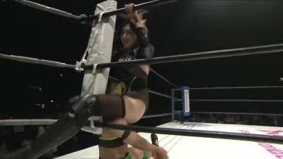 Sumire Natsu with her latest crotch attack at Stardom on Saya Iida