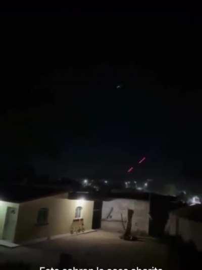 Some videos of what is happening in Culiacán Mexico today, Air Force helicopters shooting, also two Boeing 737 took off from CDMX heading to Culiacán, there is talk of the capture of Ovidio Guzman son of Chapo Guzman