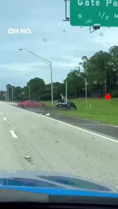 [USA] [FL] Chevelle loses control and runs into minivan
