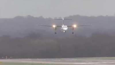 Q400 attempts incredible crosswind landing