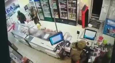 Clearly seeing russian soldiers stealing stuff from ukrain supermarkets.