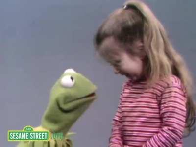 50 years ago today in 1972, Kermit the Frog sang the Alphabet with (and keeps getting cutely interrupted by) a little girl named Joey Calvan on 