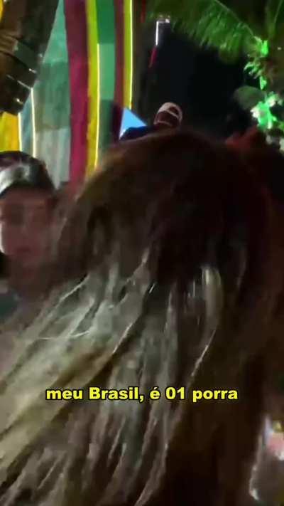 Brazilian couple kiss