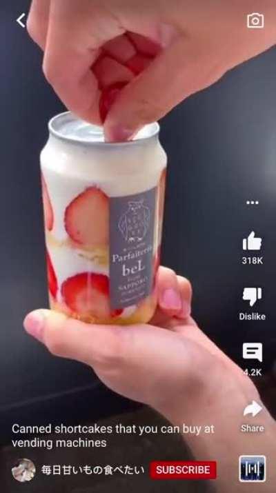 Cake served in a can