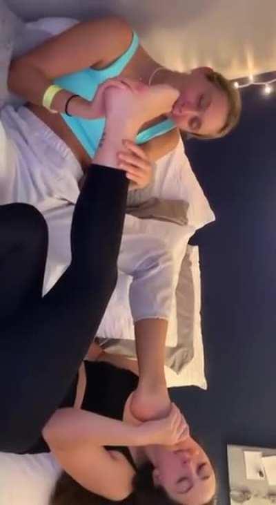 ⬆️⬆️ : sendfeetvids [REDD.TUBE]