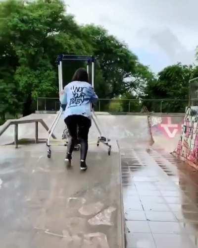 The way this mom Helps Her Son With Cerebral Palsy Skateboard For First Time