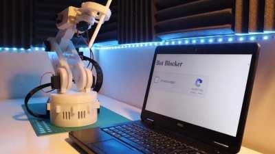 Robot vs CAPTCHA