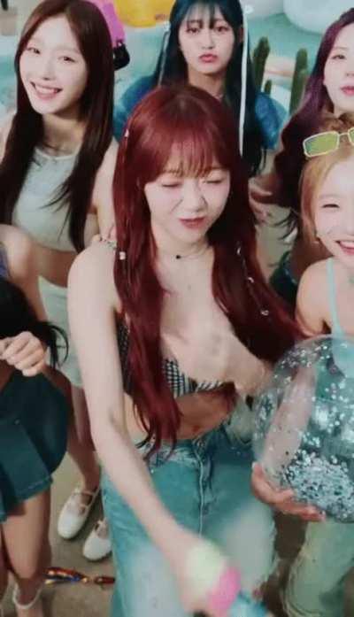 Busty Jeewon looking ready to meet and mate with all her fanboys this summer 🍼