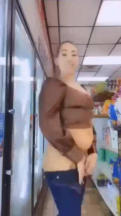 Flashing and twerking in liquor store [gif]