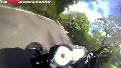 Onboard footage of the last lap at the 2019 Manx Gran Prix at the Isle of Man. rider: Andy Farrell on the Kawasaki Ninja ZX6-R.