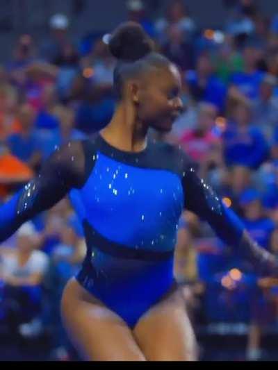 Per Request: Trinity Thomas of Florida is 1st of Florida 🐊💙🤍🧡🤸🏼‍♀️