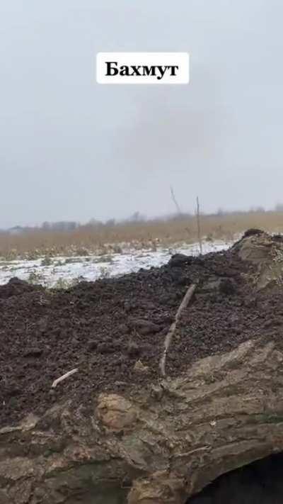 Ukrainians on the frontline in Bakhmut hitting Russian targets with machine gun and RPG fire.